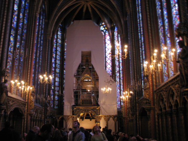 insidesaintechapelle.jpg