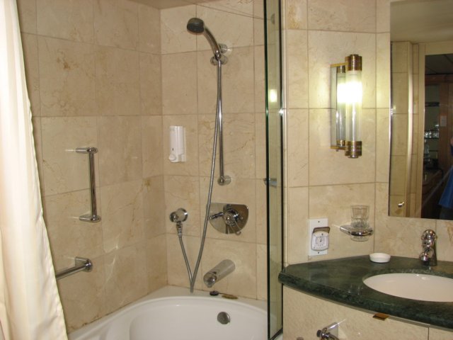 showerarea.jpg