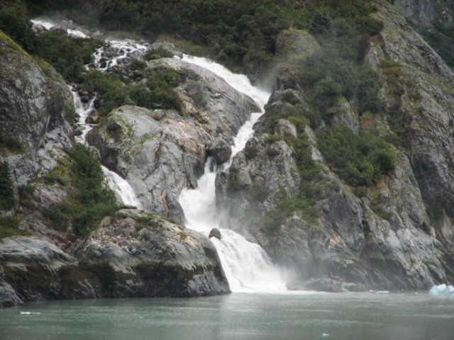 largewaterfall.jpg